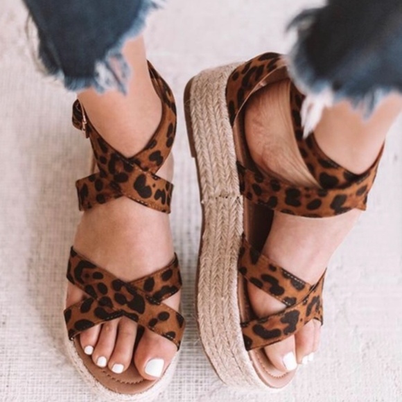 Leopard Print Boho Ankle Strap Platform Espadrille - Picture 3 of 3